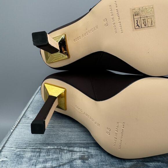 NEW Good American Women’s Pointed Toe Neoprene Chelsea Booties Brown Size 6.5 - Picture 9 of 10